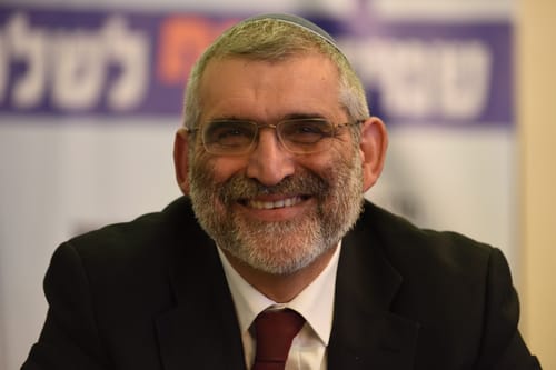 בן ארי הגיש תלונה במשטרה נגד עו"ד חודק בגין המרדה