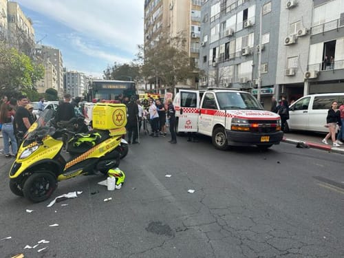 בתוך כשעה: שני פועלי בניין נפגעו במהלך עבודתם