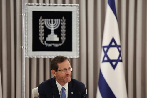 "מסע הדורות": הנשיא הרצוג בטור מיוחד לחג הפסח