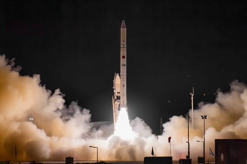 תמונות ראשונות התקבלו מהלוויין "אופק 13"