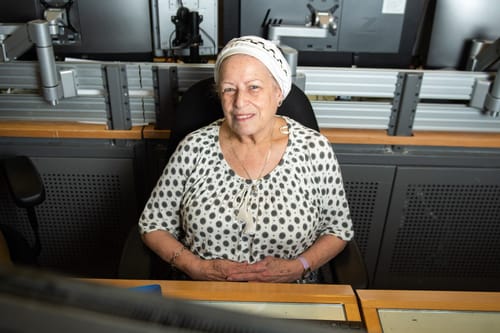 צפו: שורדת השואה ונכדתה הפעילו את הצפירה הארצית