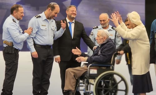 זה הסמפכ"ל הנכנס: טקס הענקת דרגות במשטרה