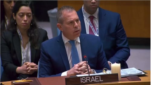 השגריר ארדן הדליק נר ונטש את הדיון נגד ישראל