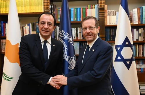 הרצוג לנשיא קפריסין: "סמל לתמיכה ולסולידריות"