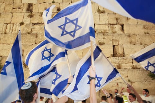 אז מי באמת היה כאן קודם?