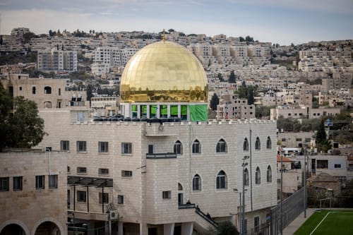 הגיעו להסכם: כיפת הזהב של צפאפא תיצבע ותונמך