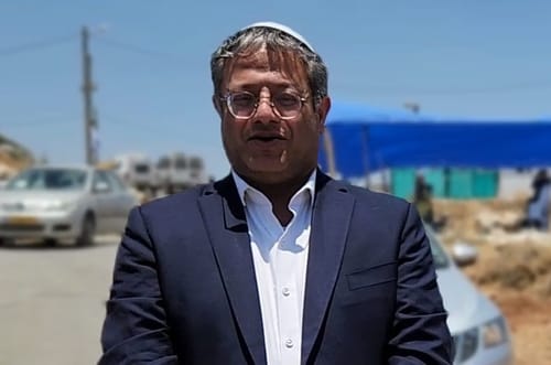 בן גביר הגיע לאביתר: "רוצו אל הגבעות, נותן לכם גיבוי"
