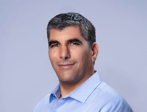 בוגר המדרשיה | מועמד נגד יוסי דגן לראשות השומרון