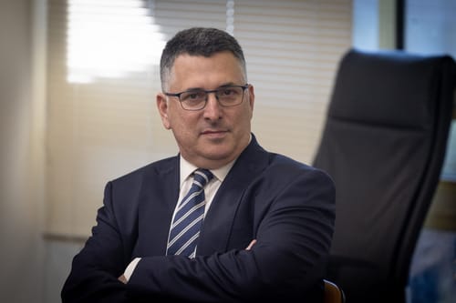 סער: החלטת בג"צ – שגיאה; נחוקק פסקת התגברות