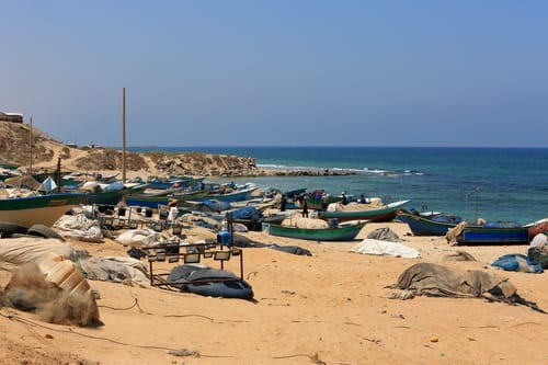 סכנה לרוחצים: זיהום בחוף "סלע צפון" בבת ים