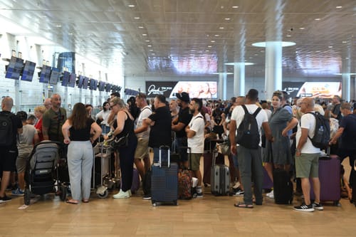 שיבושים בנתב"ג: עיכוב בפריקת והעמסת המזוודות