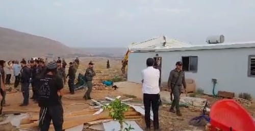 פינוי בגבעת אעירה שחר: 'הממשלה פוגעת בהתיישבות'