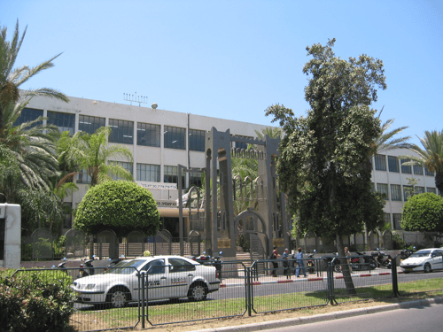 אחרי ביטול אירוע סרבנות; מנהל הגימנסיה התפטר