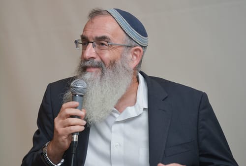 הרב סתיו לחולדאי: 'אפשר לקהילות לקיים את ההקפות'