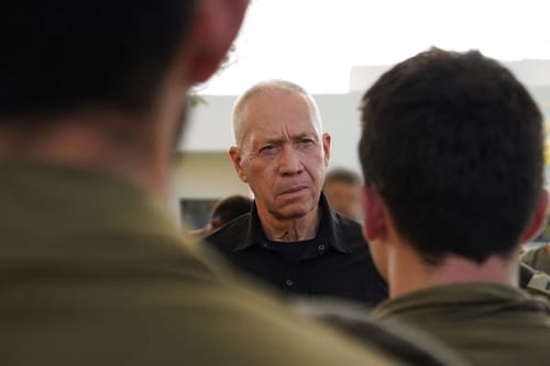 גלנט ללוחמי מטכ"ל: נלחמים על עתיד המדינה