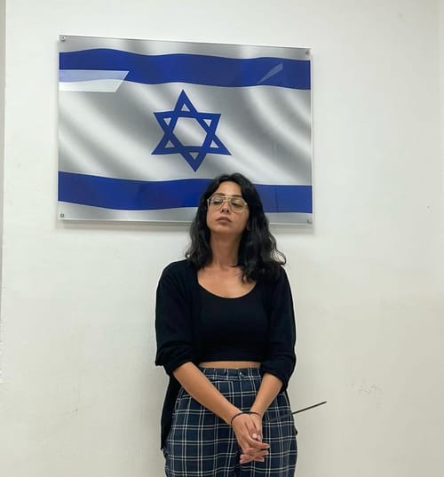 שוחררה השחקנית שתמכה בחמאס: "לא עבירה פלילית"