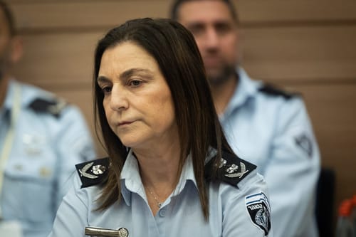 נציבת שב"ס: נמשיך לקיים דיונים על רקע דגל ישראל