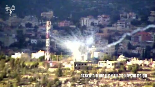 צפו בתיעוד: צה"ל תוקף מטרות של חיזבאללה