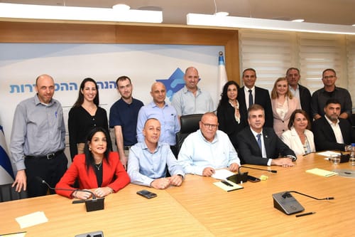 רגע לפני הרוטציה: הסכם שכר כולל במשרד החוץ