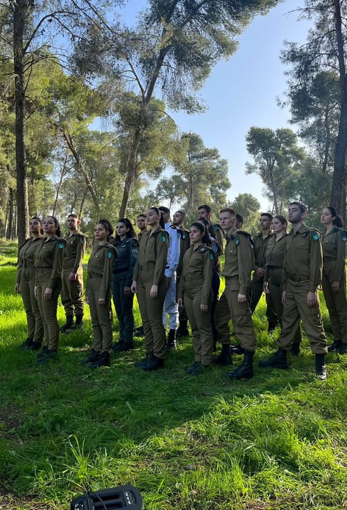 "בית להילחם": שיר המלחמה של הלהקות הצבאיות