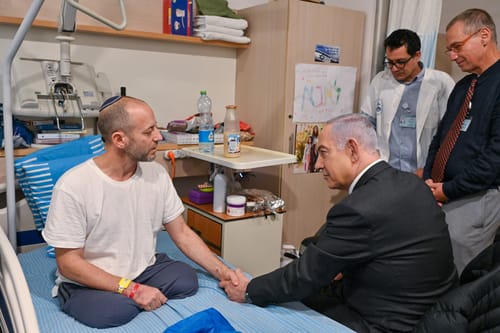 הלוחם הסרוג שנפצע לנתניהו: "צריך לכסח אותם"