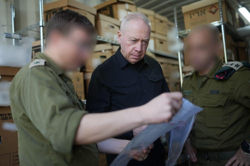 גלנט חשף מעטפות כסף איראני שנשלחו לסינוואר
