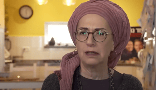 אם החטוף זעמה בשידור חי: "זה משפט מכוער"