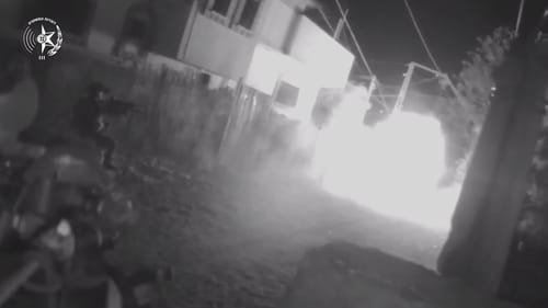 צפו בתיעוד הדרמטי: לוחמי ימ״מ מחלצים את החטופים