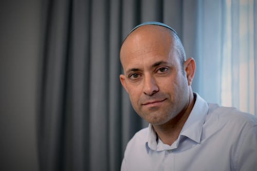 חשיפה: למה הליכוד הביע תמיכה במועמד בהר חברון?
