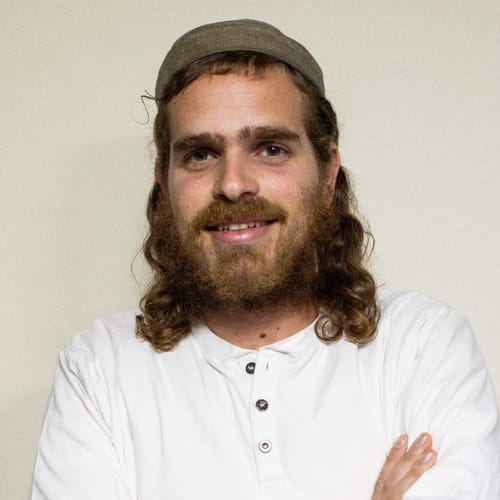 פעיל הימין אריאל דנינו הורחק במפתיע לחצי שנה מיו״ש