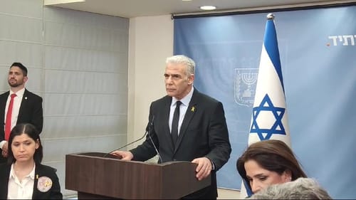 לפיד: "הניסיון למוסס גיוס חרדים – חרפה"
