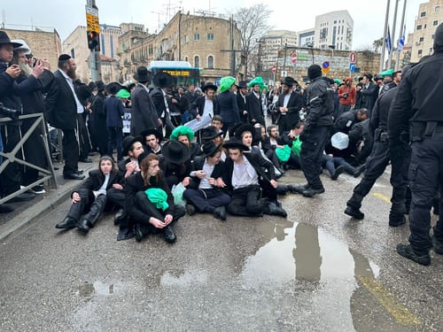 הפגנת הפלג הירושלמי: המפגינים התעמתו עם המשטרה