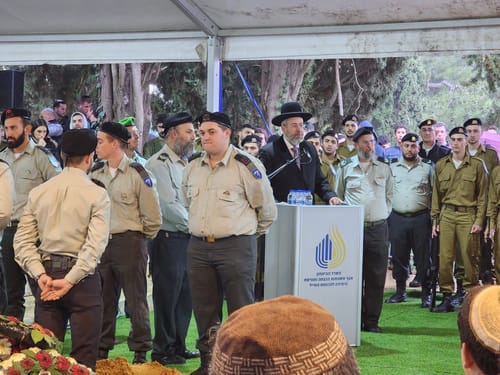 הרב דוד לאו: "אין סתירה בין הגנת הארץ ללימוד תורה"