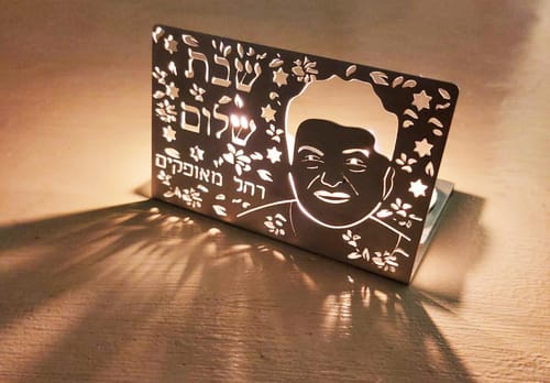 פמוטים של רחל מאופקים: תערוכת אמנות מתוך השבר