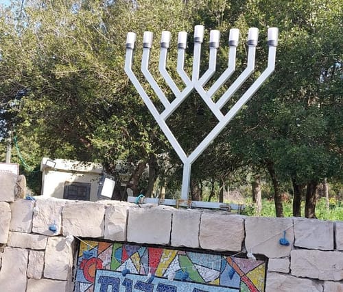 מעשה בחב"דניק ששכח להזיז את החנוכייה