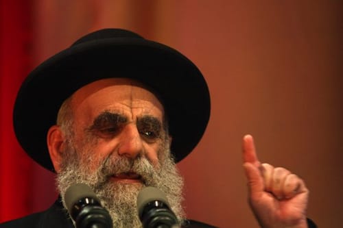 הרב צדקה תקף את השר ארבל: "אסור להקשיב לו"