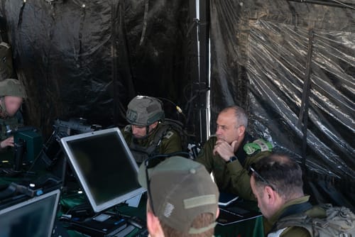 הפיגוע בבקעה: האלוף פוקס הצטרף למרדף אחרי המחבל