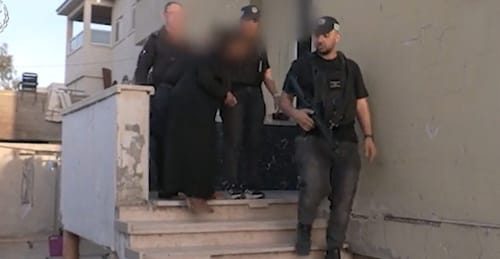 מעצר אחותו של הנייה. צפו בתיעוד המלא מהמבצע