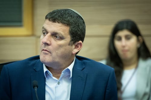 עמית הלוי מגיב להדחה: "התכנית עלולה לגבות מחירים איומים"