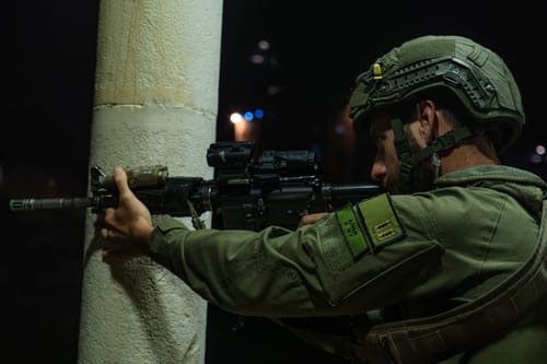 פעילות לילית ביו"ש: 9 מבוקשים נעצרו. צפו בתיעוד