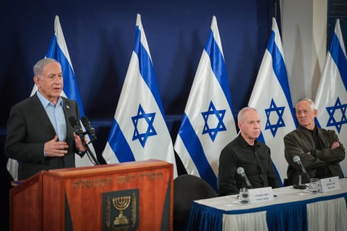 הוול סטריט ג'ורנל: נתניהו ניסה למדר את גנץ וגלנט