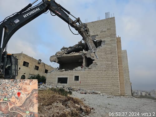 האכיפה נמשכת: המנהל האזרחי הרס בניין רב קומות