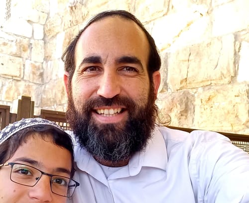 הרב הסרוג ישיא משואה: "אני רק שליח של גיבורים"