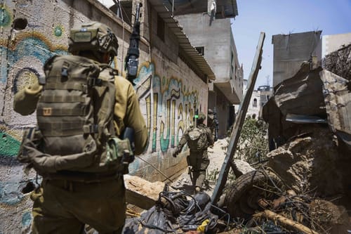 דובר צה"ל: לוחם נפצע קשה אמש בקרב ברצועה