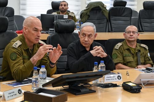 נתניהו בפיקוד הצפון: "יש לנו תוכניות מפתיעות"