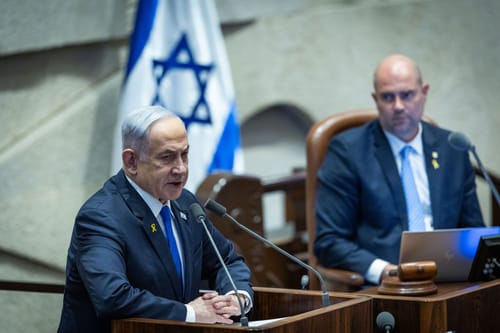 נתניהו בכנסת: "אני לא מוכן להיכנע ולהתקפל"