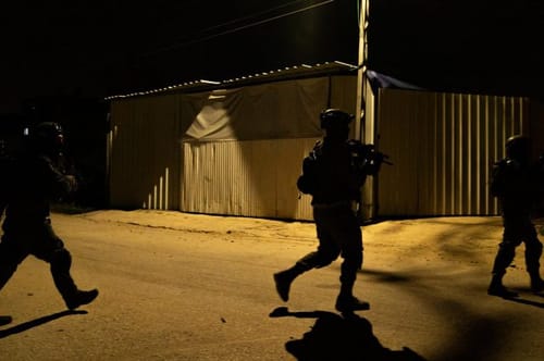 צה״ל לא עוצר לרגע: עשרות מבוקשים נעצרו ברחבי יהודה ושומרון