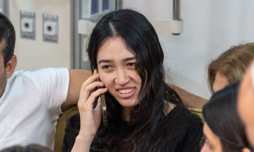 כשהזמר החסידי פגש את נועה ארגמני | צפו