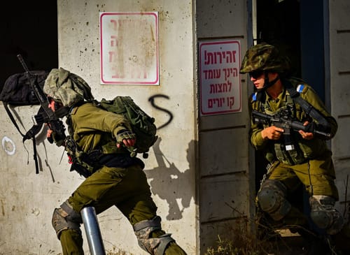 לפוליטיקאים לא אכפת: המילואימניקים הסרוגים קורסים
