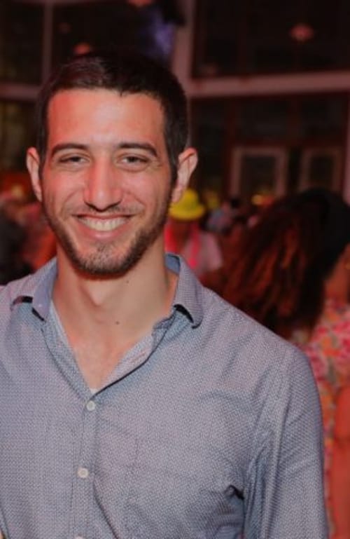 חברים מאז שהיינו ילדים: העיתונאי על חברו שנפל